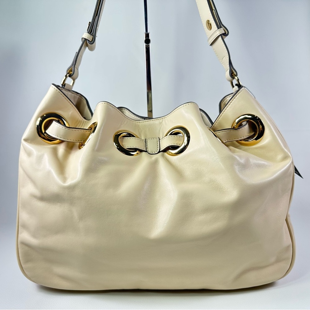 NEW Karl Lagerfeld Cream Desiree Leather Shoulder Crossbody Drawstring Bag - Picture 5 of 16